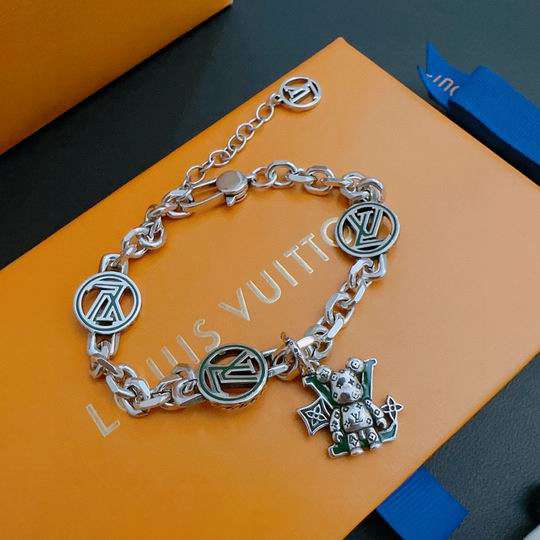 Picture of LV Bracelet _SKULVbracelet11ly21211255